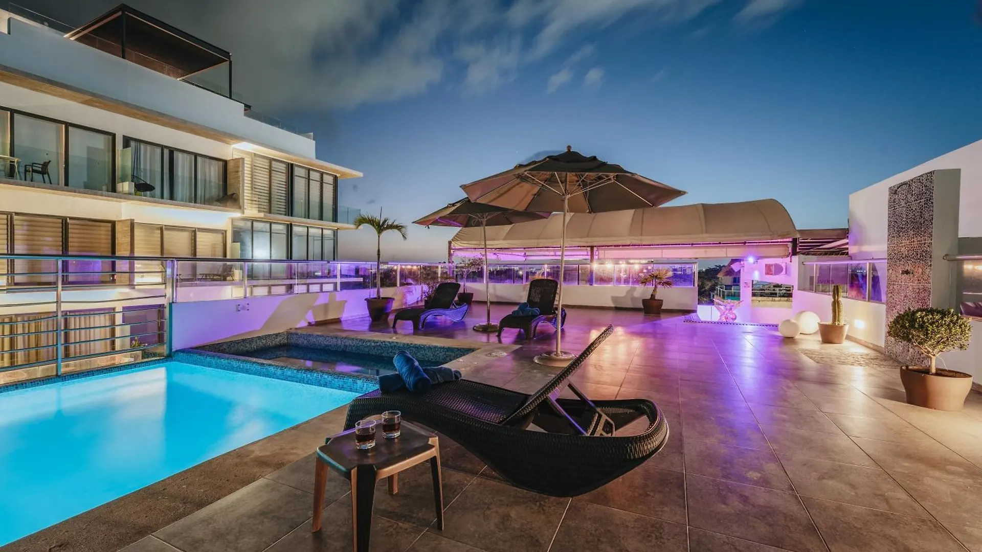 פלאייה דל כרמן Soho Playa Hotel  פלאייה דל כרמן