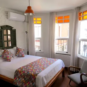 Istanberry - Luna , Istanbul Turkey